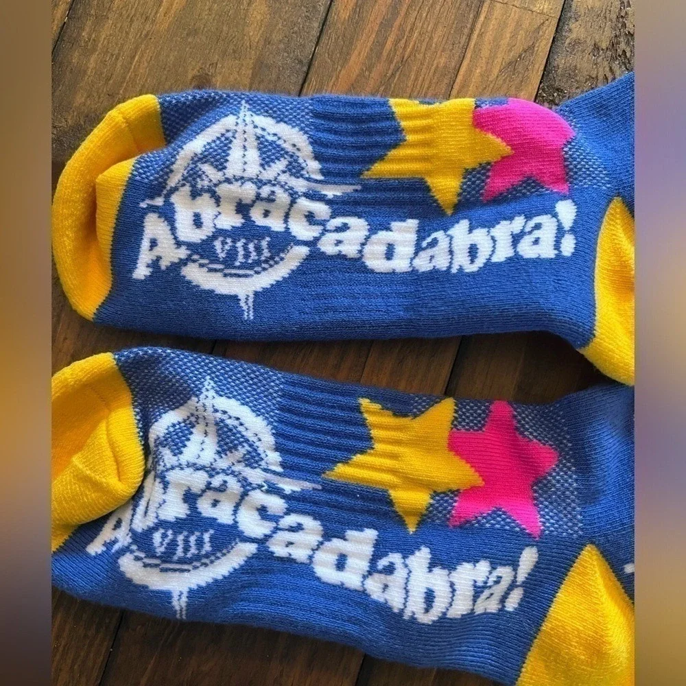 YPO Magic‎ Abracadabra Crew Socks Unisex OS Blue Yellow Pink Novelty Stars Hat